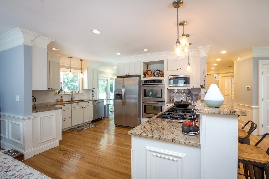 NickPonosHomes's tweet photo. 📍 14 Marks Cove Rd, Wareham, MA 02571
🕺 Listed by: Nick Helgesen - Better Living Real Estate
📥 Message me for more details!
#newlistings #wareham #warehamma #warehammassachusetts #realestate #BetterLiving https://t.co/Zbn0SsEuSX