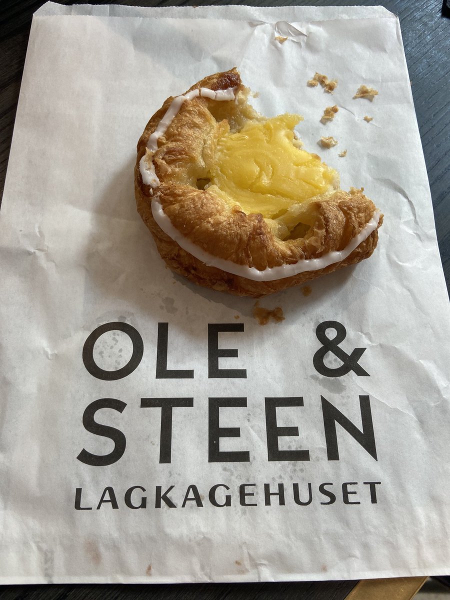 Thank you Ole &amp; Steen Tottenham Court Rd for a free custard bun!