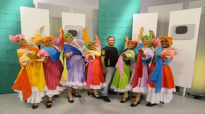 Academia “Semillas de Venezuela” forma artistas para promover identidad dancística nacional

#VenezuelaEcológica

vtv.gob.ve/danzas-semilla…