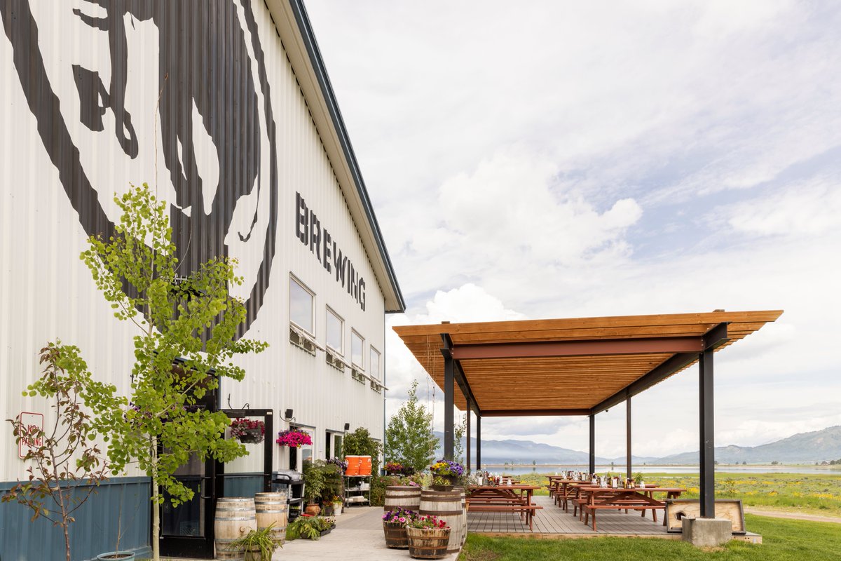 Melvinbrewing's tweet image. Soak in the sun, sip on an exceptional brew (or two), and savor the tantalizing flavors that only the Melvin Mothership can offer. Equal parts invitation and promise to our patrons 🍻

#Taproom #CraftBrewery #MelvinBrewingCo