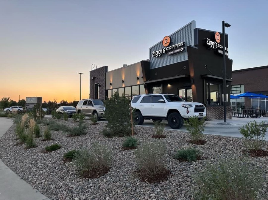 Ziggi's Coffee to Perk Up Broomfield with Exciting New Location

Get ready to indulge in a truly exceptional coffee experience as <a href="/ZiggisCoffee/">Ziggi's Coffee</a> proudly announces the opening of its newest location in Broomfield, Colorado.
➡
franchisedirect.com/news/coffee-fr…
