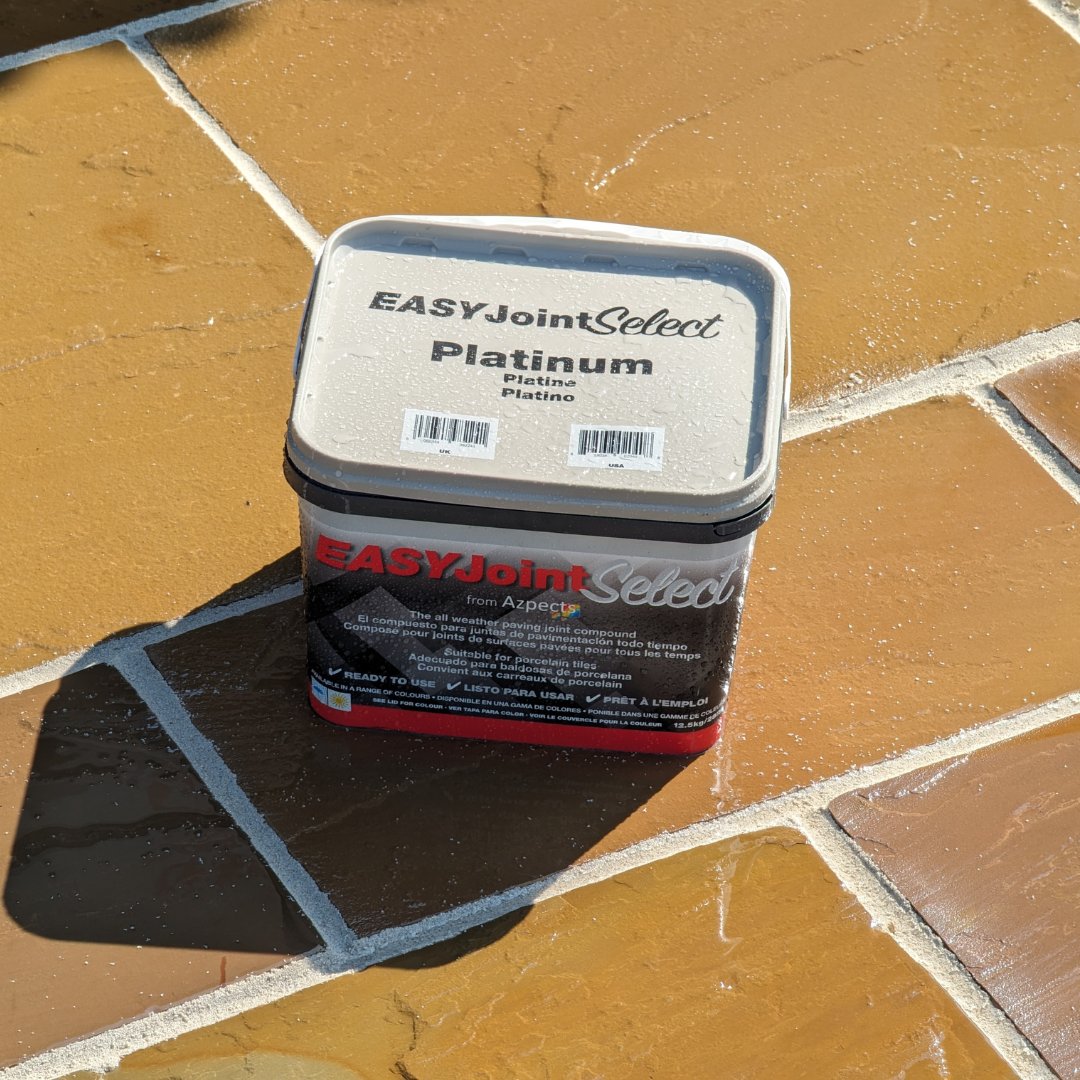 AzpectsLtd's tweet image. We love the colour of our NEW EASYJoint Select Platinum. It goes with everything! 😍

To find out more 👇
bit.ly/3FG51Ju

#EASYJointSelect #JointingCompound