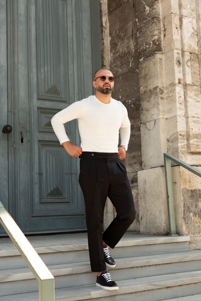 Elevate your fashion game with the finest leather shoes on the market 🔥⁠
⁠
Photo by <a href="/famousali10/">Ali ÇELİK</a>
.⁠
.⁠
.⁠
#AceMarksShoes #StyleAceMarks #mensfootwear #dressshoes #menwithstyle #mensfashionpost #menstyle #mensfashion #menswear #ootdmen #menfashion #madeinitaly #leathercraft