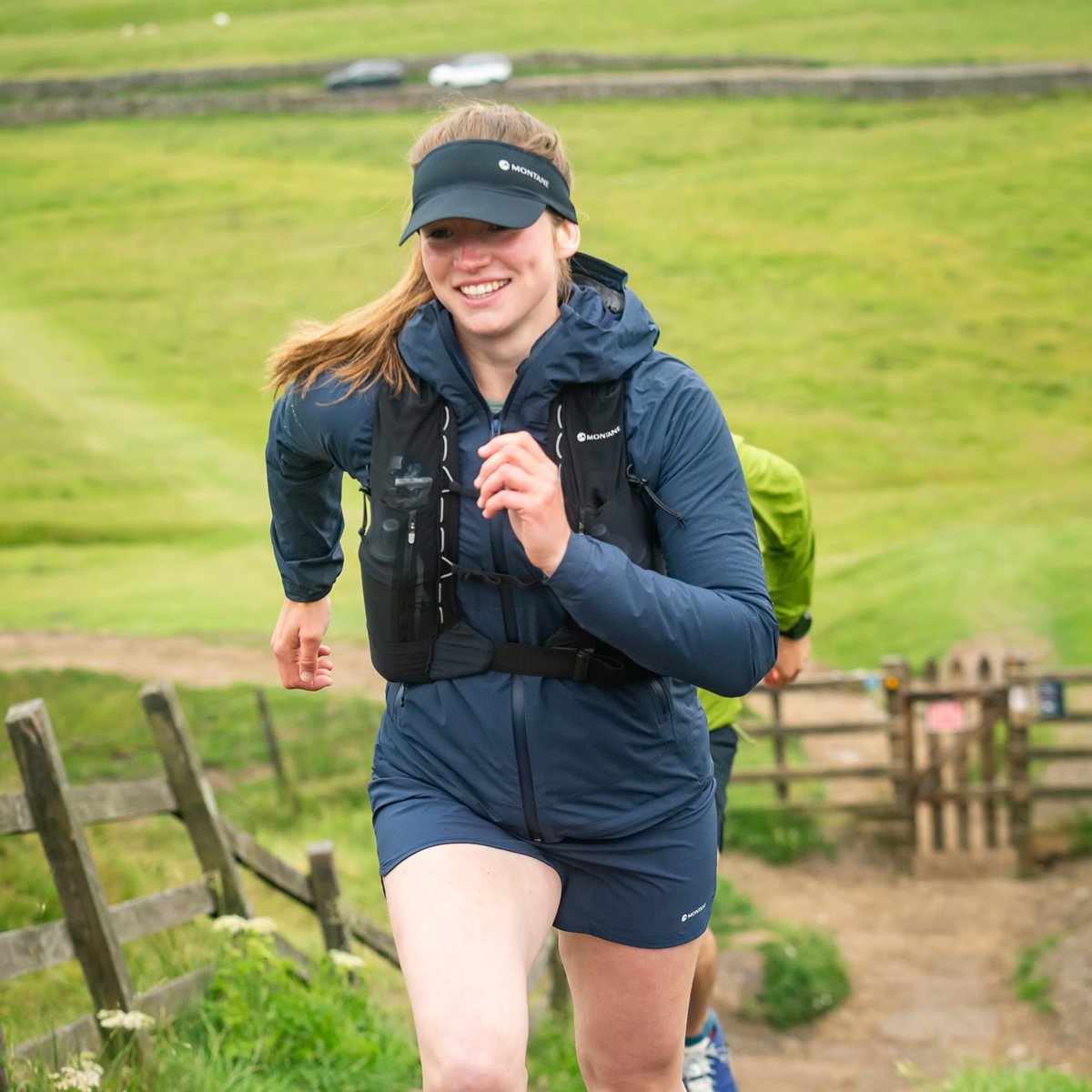 MontaneOfficial's tweet photo. From lightweight waterproof jackets to ample storage running packs, we review the essential gear needed to take on the @outsideshop Hope Valley Round.
Discover our recommended gear: https://t.co/gfxIDeYgIk
#Montane #OutsideHopeValleyRound #HopeValleyRound https://t.co/8GXFOXpzIQ
