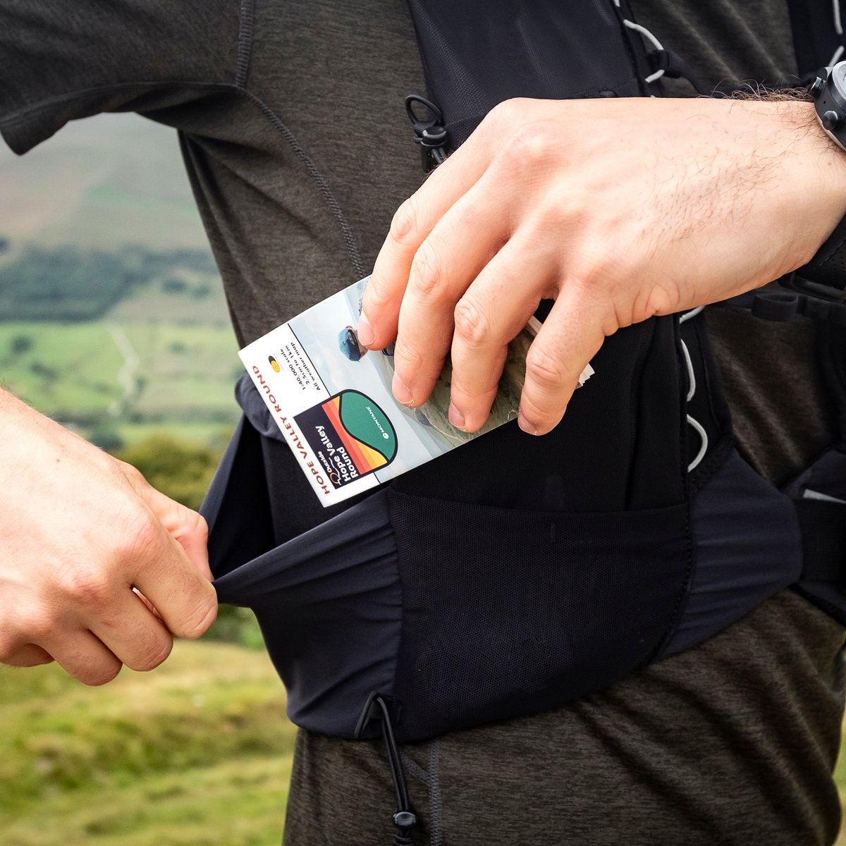 MontaneOfficial's tweet photo. From lightweight waterproof jackets to ample storage running packs, we review the essential gear needed to take on the @outsideshop Hope Valley Round.
Discover our recommended gear: https://t.co/gfxIDeYgIk
#Montane #OutsideHopeValleyRound #HopeValleyRound https://t.co/8GXFOXpzIQ
