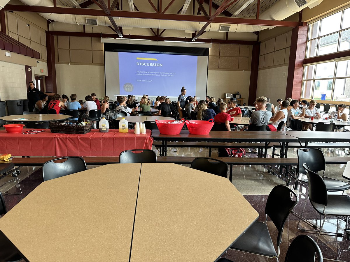 AnnvilleCleona's tweet photo. Positive Coaching Alliance working with some of our team leaders at Annville-Cleona today! @PositiveCoachUS https://t.co/BPArTMrE1H