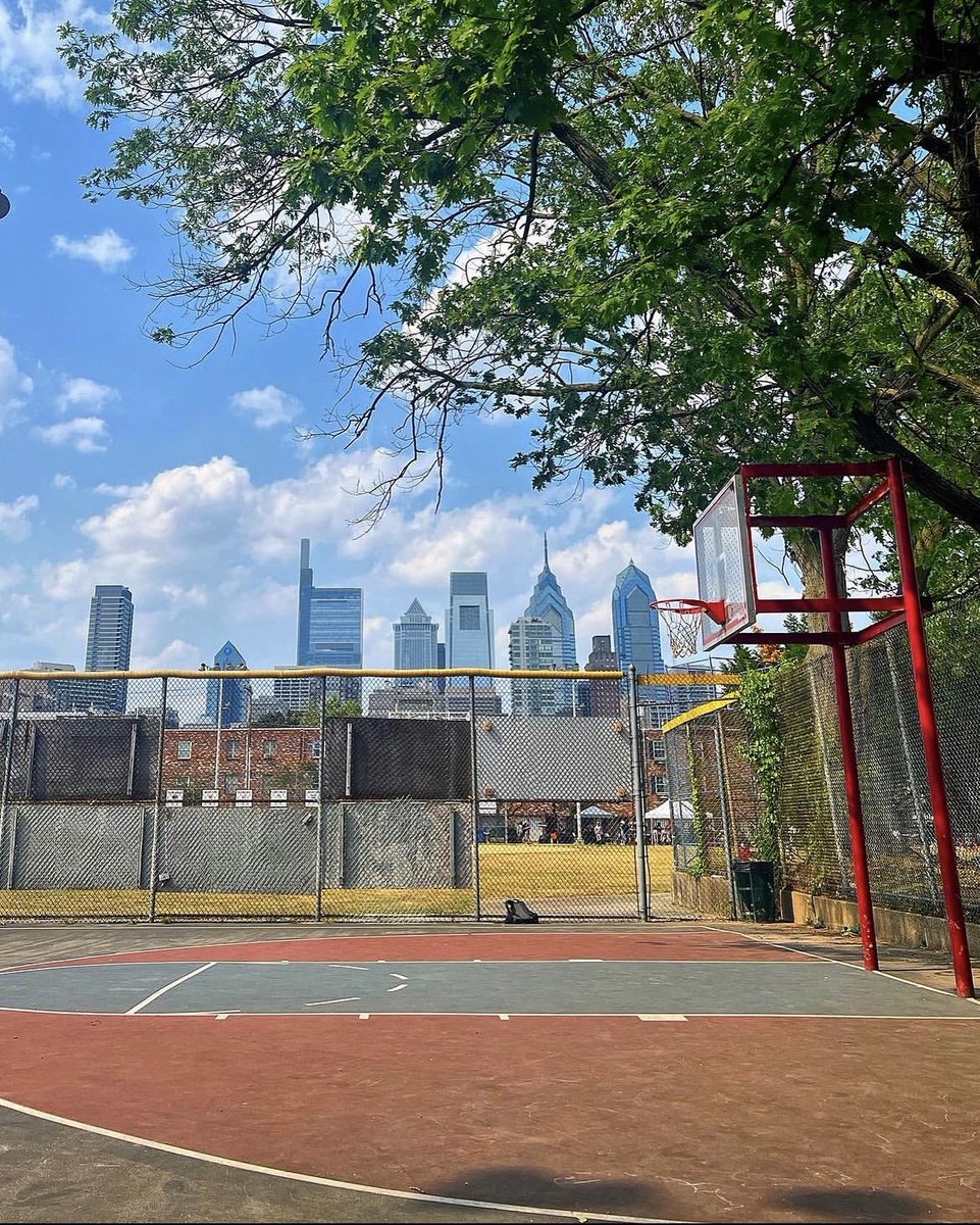 Philadelphia's playgrounds are managed by the Parks and Recreation Department 📸 @phillyfeeling
.
.
.
.
.