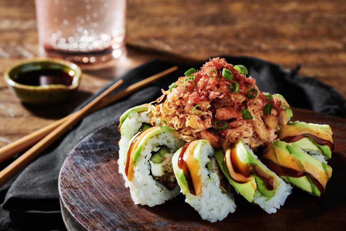 KELPSUSHIJOINT's tweet image. The showstopper of sushi rolls: Volcano Roll 🌋😍

The Volcano Roll includes broiled salmon, krab mix, avocado, cucumber, cream cheese, tempura onions, tempura flakes, scallions, spicy mayo, &amp;amp;
eel sauce 😋

#KelpSushiJoint #VolcanoRoll #TampaEats