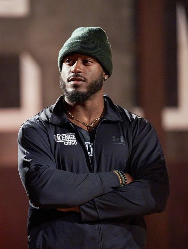 ThompMills's tweet photo. @TooChallenge Build your dream Challenge Final Team: 🔥 #TheChallenge
Someone who’s won a Final: @mtvrrdarrell #DarrellTaylor
Someone who’s been to a Final but never Won: #HoracioGutierrezJr
Someone who’s never been to a Final: #Cinco @TheTough_Cinco https://t.co/xMq5MNYUfN