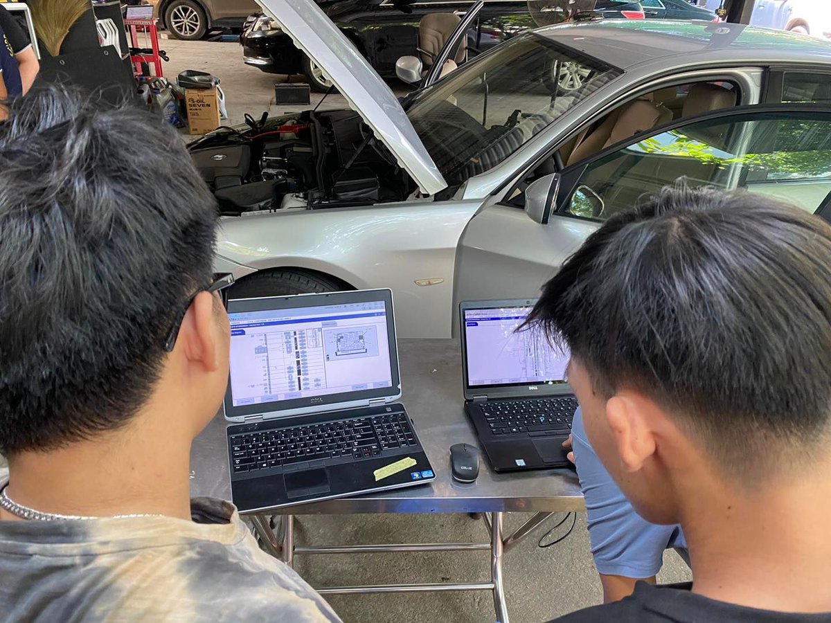 DiagnosisCar1's tweet image. "YOUR DIAGNOSTIC SOFTWARE IS EXPIRED BUT THE CUSTOMERS NEED URGENTLY
😎YOU DO NOT NEED TO worr
👉We Have Professional Technical Team to Troubleshoot Remotely 24/7
✅ 24 software ready to install remotely via Teamviewer:
 #ISTA
#ESYS
#BMW 
#obdtwoscan"
