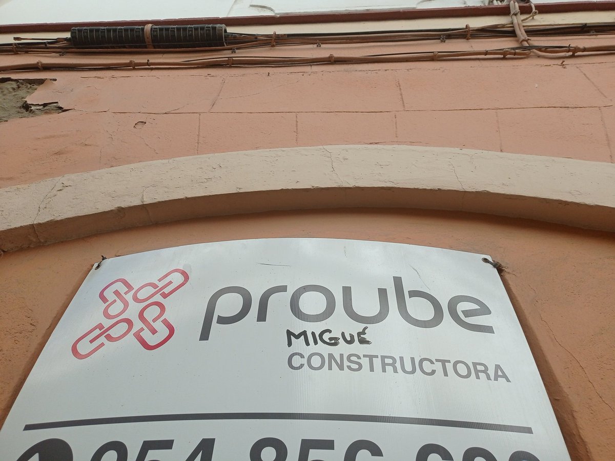 alheliqd's tweet photo. @MastersOfNaming  visto en Cádiz 😱😁 https://t.co/E4sycBOCY3