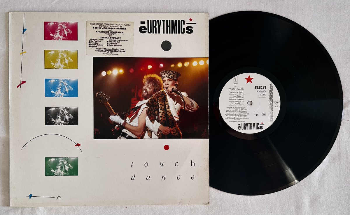 BootedGay71's tweet photo. #NowPlaying
#Eurythmics #TouchDance
🇬🇧 #Vinyl #LP 1984
#TheFirstCut
#CoolBlue
#PaintRumour
#Regrets
#TheFirstCut
#CoolBlue
#PaintARumour
#AnnieLennox #DaveStewart
#RemixAlbum https://t.co/PrkQsXKDl4