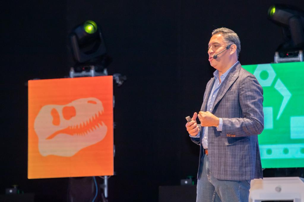 COMIR_'s tweet photo. ¡Sumérgete en la revolución digital en CNIR 2023! Exploramos cómo la tecnología transforma la industria de reuniones en la conferencia "Digitalízate y Avanza". ¡Únete a esta emocionante travesía hacia el futuro! 🌐🚀
#CNIR2023 #EventosDigitales https://t.co/hDk6fJrKOX