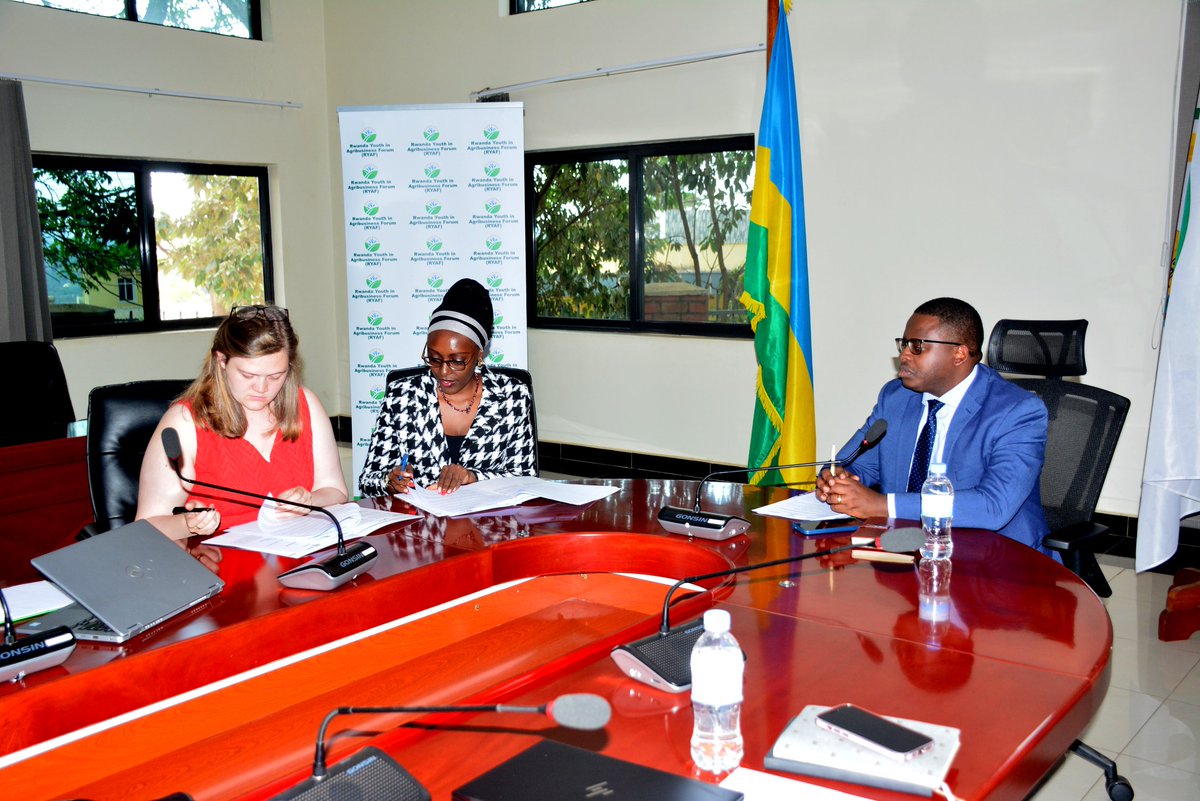 ryaf_agribiz's tweet photo. Today, August 17, 2023, PS MINAGRI @olivikam has received the Members of Scottish Associations for the Young Farmers Clubs (SAYFC),who are in Rwanda for the four-days' visit to RYAF &amp; its members. PS has appreciated the partnership between both institutions (RYAF &amp; SAYFC) ..1/2 https://t.co/cRatzmguRT