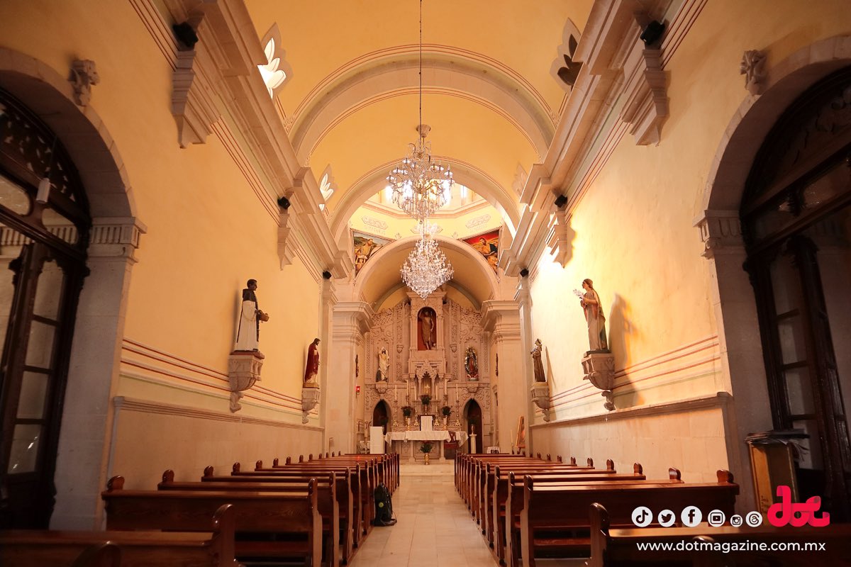 dotmagazinein's tweet image. En Parroquia "San Juan Bautista" Tepetongo, Zac. — BUENOS DÍAS... les compartimos parte de la galería del Templo de San Juan Bautista en Tepetongo, Zacatecas. Ojalá sea de su agrado.

FELIZ JUEVES...

 #Tepetongo #Zacatecas #templos #pueblomagico #dot #dotmagazine