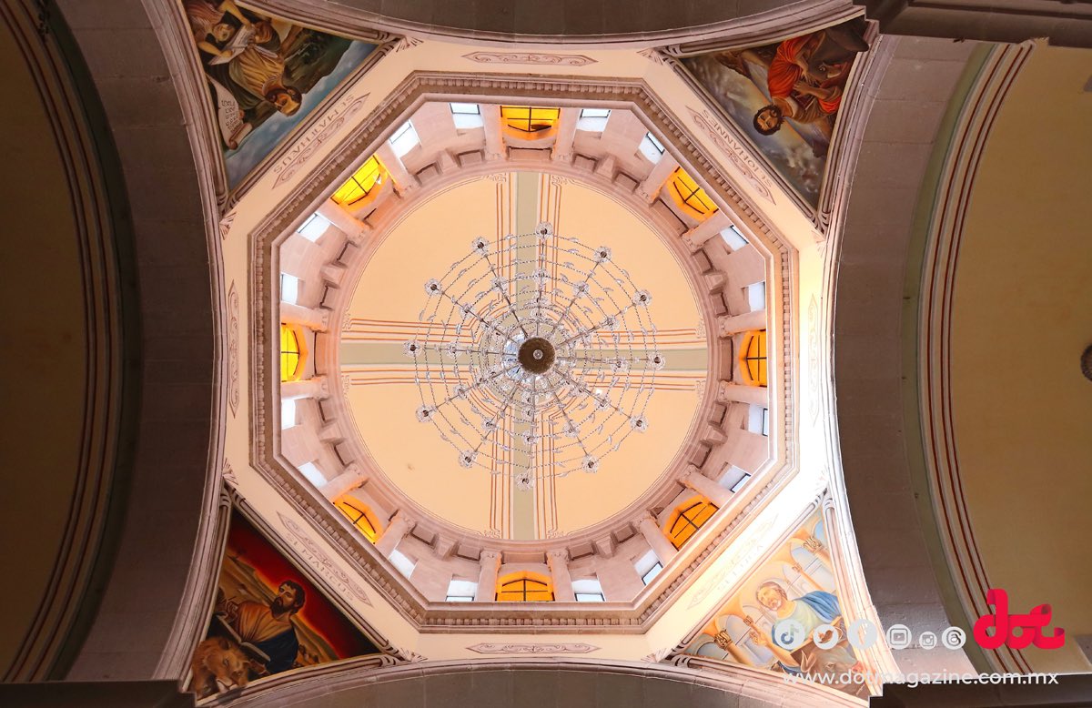 dotmagazinein's tweet image. En Parroquia "San Juan Bautista" Tepetongo, Zac. — BUENOS DÍAS... les compartimos parte de la galería del Templo de San Juan Bautista en Tepetongo, Zacatecas. Ojalá sea de su agrado.

FELIZ JUEVES...

 #Tepetongo #Zacatecas #templos #pueblomagico #dot #dotmagazine