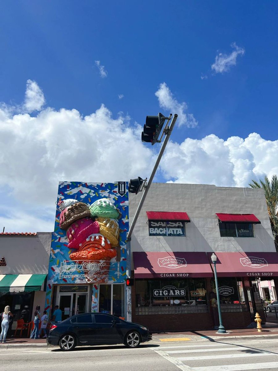 JonesDalman's tweet photo. When I learned that Lionel Messi had officially announced that he was joining Miami International FC, there was a wave of Messi fever in this beautiful beachside city. Messi has led the Miami International team to a couple wins already and I hope to be there sometime to watch https://t.co/dIxaVESxuF