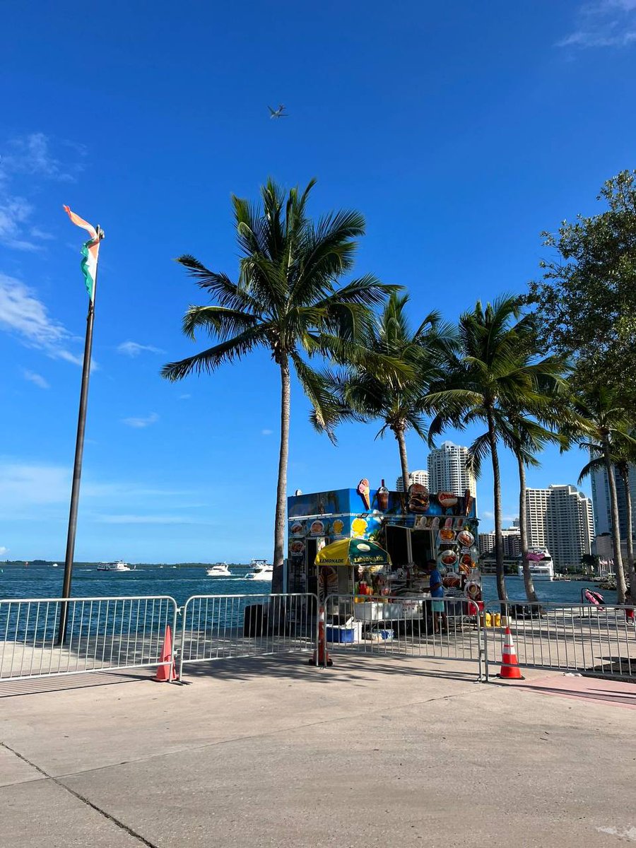 JonesDalman's tweet photo. When I learned that Lionel Messi had officially announced that he was joining Miami International FC, there was a wave of Messi fever in this beautiful beachside city. Messi has led the Miami International team to a couple wins already and I hope to be there sometime to watch https://t.co/dIxaVESxuF