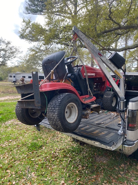 We love our WEEKEND WARRIORS!   

If you need a crane for your fleet, or just your everyday projects, SpitzLift is the answer! 

 Lift Smarter, Work Harder.
-
-
-
#spitzlift #ford #fordpartner #F150 #crane #worktruck #van #truck #fleet #construction #plumbing #lawncare