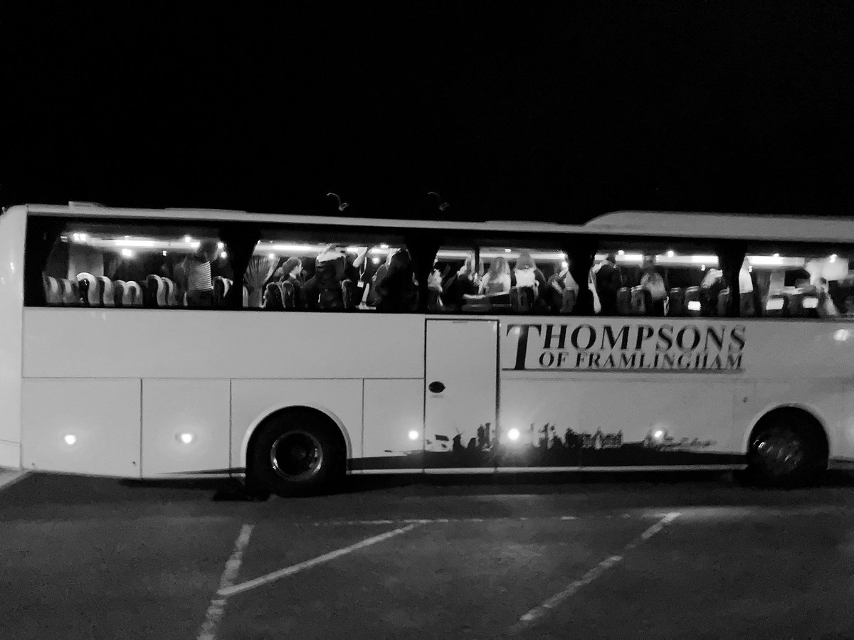 Might just look like an ordinary bus to you, but tonight I put my choir on a bus and the friendship, music, laughter and banter onboard was magical ⭐️