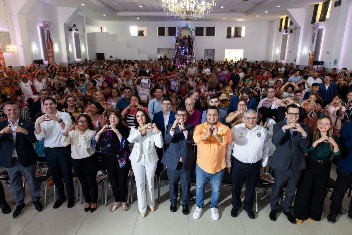Estamos seguros que con su vocación de servicio seguirá apoyando a todas y todos. Felicidades por este segundo año representando la voz de los ciudadanos.🧡