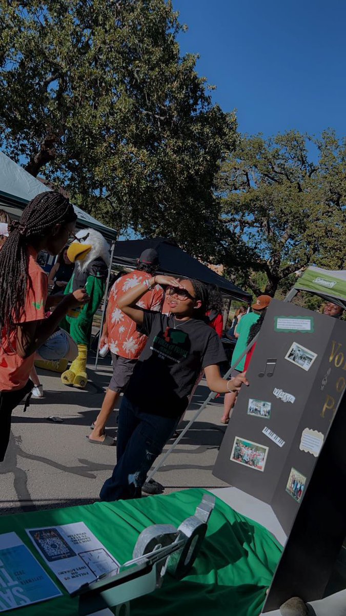 UNT_VOP's tweet photo. MEAN GREEN FLING 23' 🦅

VOP had a great time meeting each and every one of you yesterday. We hope you learned a lot about our org and enjoyed talking with our presidents.

SAVE THE DATE: September the 11th is our first meeting and it will be located inside the Denton Wesley. https://t.co/dOX31vKe1R