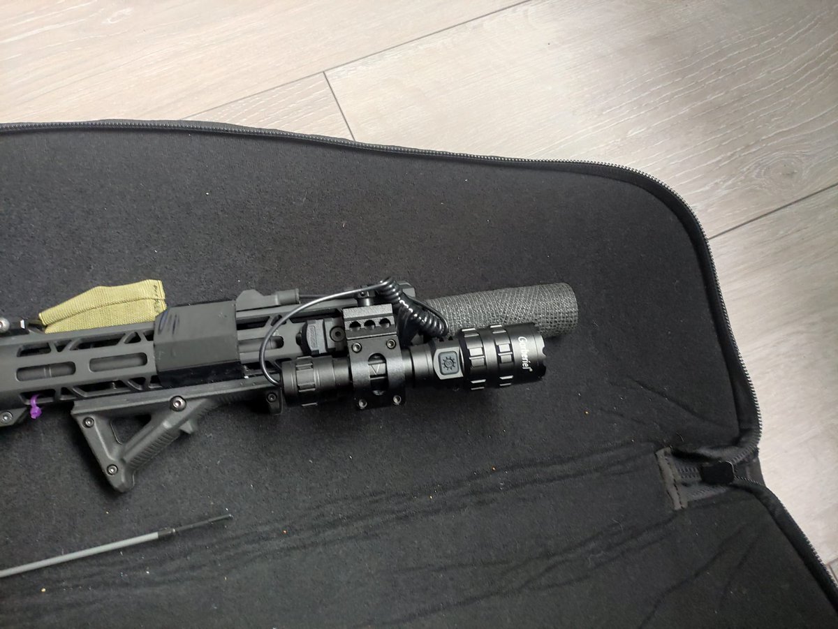 gamb251's tweet photo. Did some upgrades to my replica

#airsoft https://t.co/2i9wXYOCLP