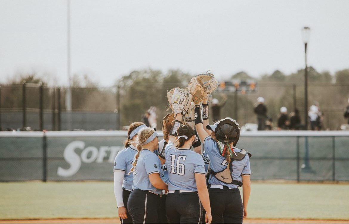 Ella Hampton 2022 tweet media