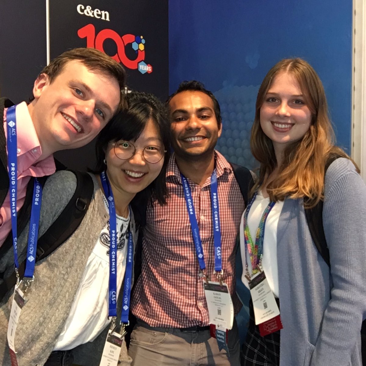 suhhyunkang's tweet photo. First time at ACS and first public presentation! It was an amazing week at #ACSFall2023 and I was happy to see my friends from Zurich and other states of the US 😊 Big thanks to the organizers and speakers for the great time! https://t.co/sCNaGqigZz