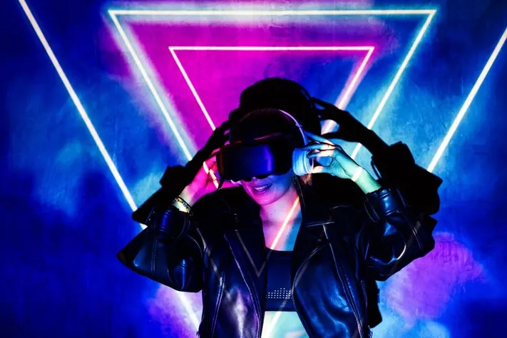 spatialnetworks's tweet photo. Why Music Matters For The Future Of VR And Mixed Reality https://t.co/JSq70CGBgt via @Forbes 

#AppleProVision #MixedReality #VirtualConcerts https://t.co/oqbjbdSWDQ
