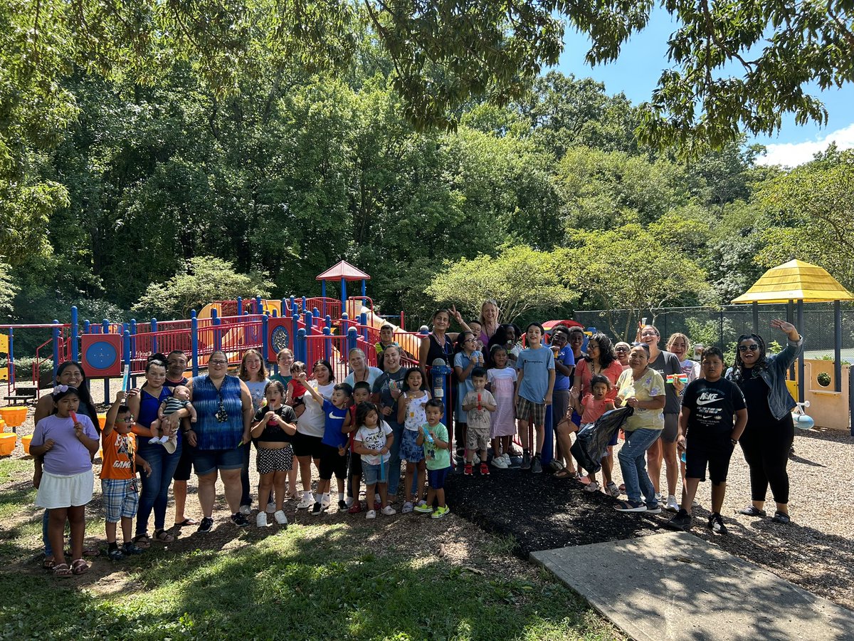 Amy Taylor tweet media