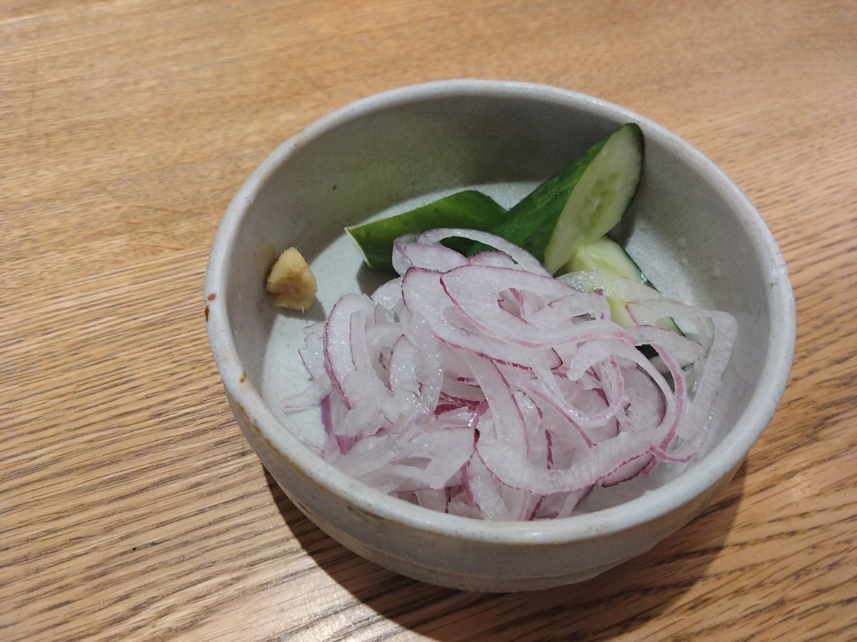 おはようございます。
昨日は名古屋に立ち寄り
２年前に食べられなかった山本屋さんで味噌煮込みうどんをいただく
昼間に汗をかいていたこともあり、味噌の塩気が旨いの！
戻りがてら好きなところに立ち寄れるのも長期休みの良いところ😄
ごちそうさまでした！