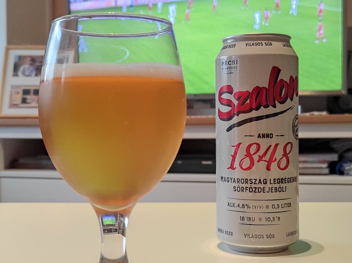 sorcsap's tweet photo. Szalon Világos 🇭🇺 – ⭐⭐⭐⭐⭐✨ (5.5/10) 
#Sörcsap #szalonvilágos #beertime #beer #pivo #székelysörblogger #székelysörkalauz #sörfotózás #beerloversarroundtheworld #beerphotography #fotografiez_bere #magyarör #sör #beerpic #beerblogger #magyarország #hungarianbeer #birra https://t.co/bO2pEt1k70