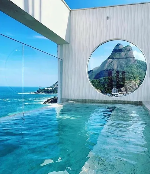 Burlington_Tile's tweet image. Waves capture a gentle flow of water cascading endlessly. This dramatic and richly textured carved design is available in natural travertines. #DallasDesign #Travertine #DallasDesignDistrict #StoneBoutique