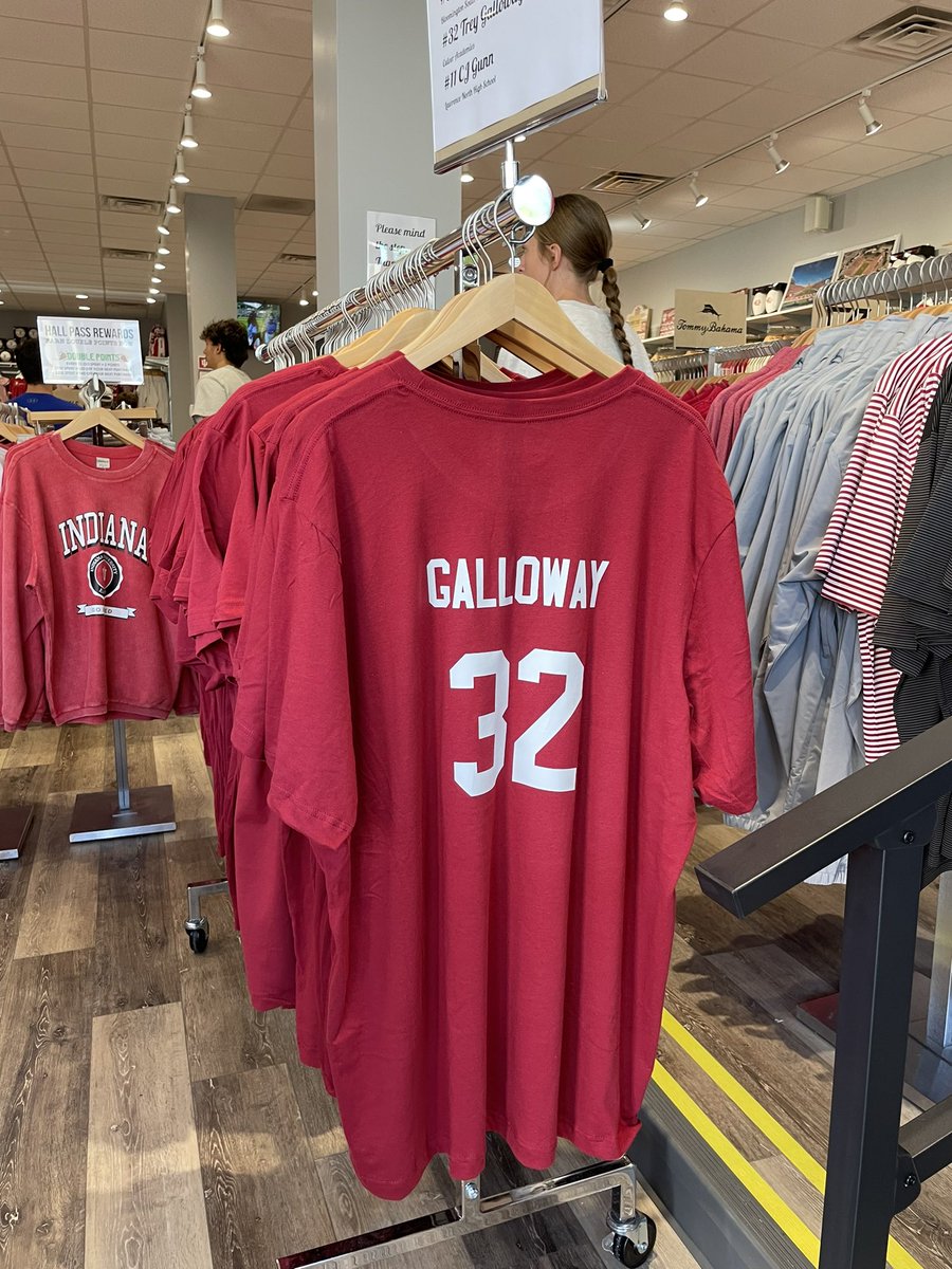 IndianaNILStore's tweet photo. Alumni Hall’s grand opening is this whole weekend with giveaways and treats. Come check it out! 

Men’s Basketball players Cj Gunn, Trey Galloway, and Anthony Leal will be doing signings here at 6pm 

Come check out alumni hall on Kirkwood! https://t.co/kd7BfZvKSd
