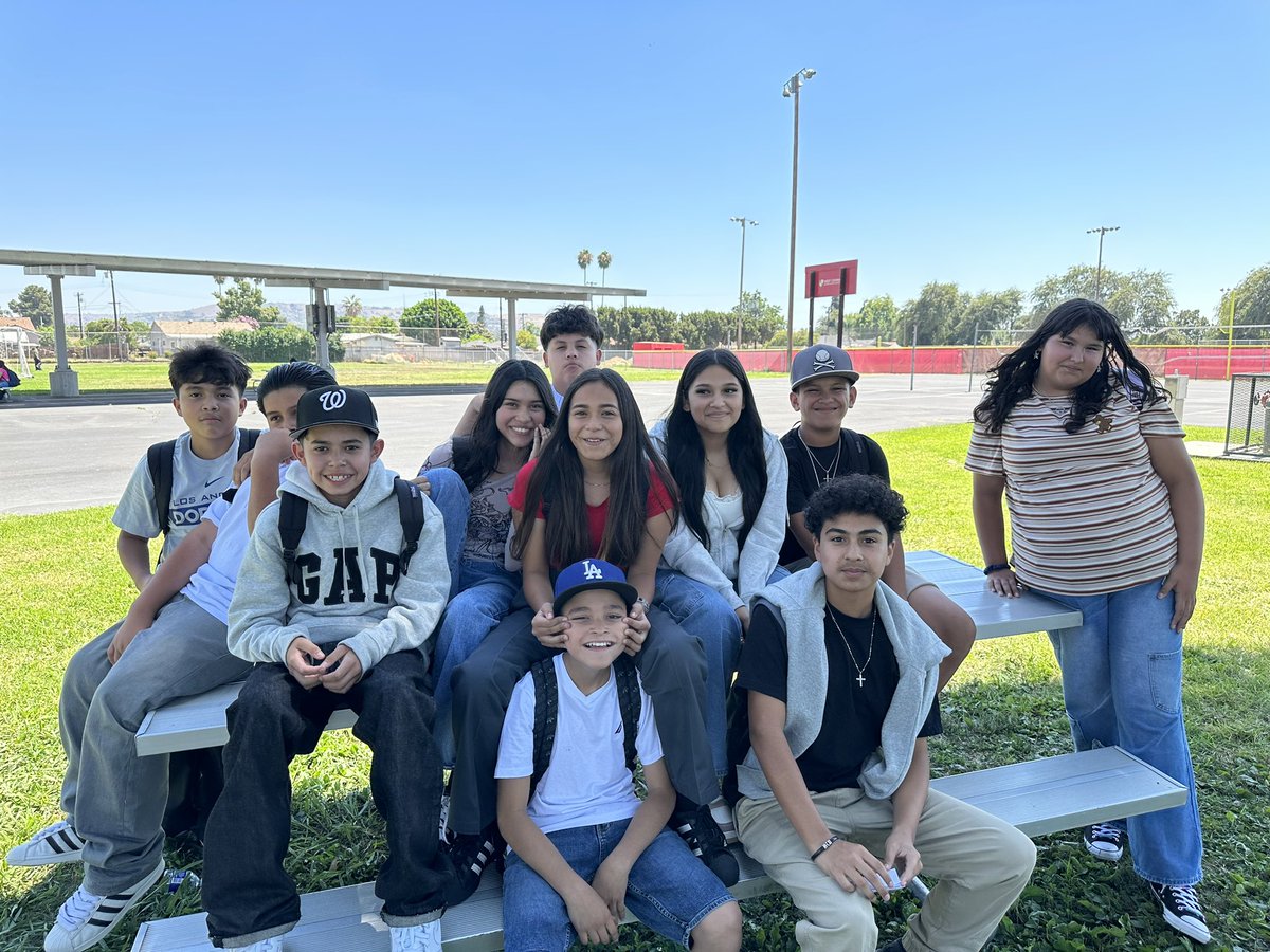 WalnutGroveInt's tweet photo. It is great to be back! Happy first day of school! #walnutgrove #wgis #wgispride #hawkspirit #wcusd #firstdayofschool @WalnutGroveInt @WestCovinaUSD @MissBhakta https://t.co/6v7ASC0lmv