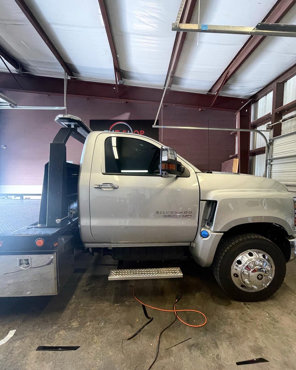 DavidDmgz07's tweet photo. Getting it done! Busy week at The Shop🙏🏻😎 https://t.co/bFy6xQB15g