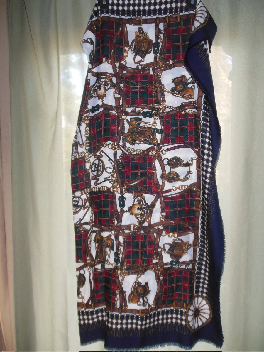 sweetcindyluwho's tweet photo. Pretty #classic #equesterian circa #1980s large scarf #vintage #vintageclothing #vintageattire #etsy #etsyshop #sweetcindylouwho 

https://t.co/eaXOnTHKKx https://t.co/wHMRw89JBk