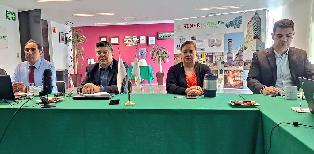 #AgendaConuee

Se lleva a cabo la reunión "Mesa para el fortalecimiento de la evaluación de la conformidad, verificación y vigilancia de las NOMs de Eficiencia Energética"

Preside nuestro Director General y la titular del área de Normatividad en #EficienciaEnergética