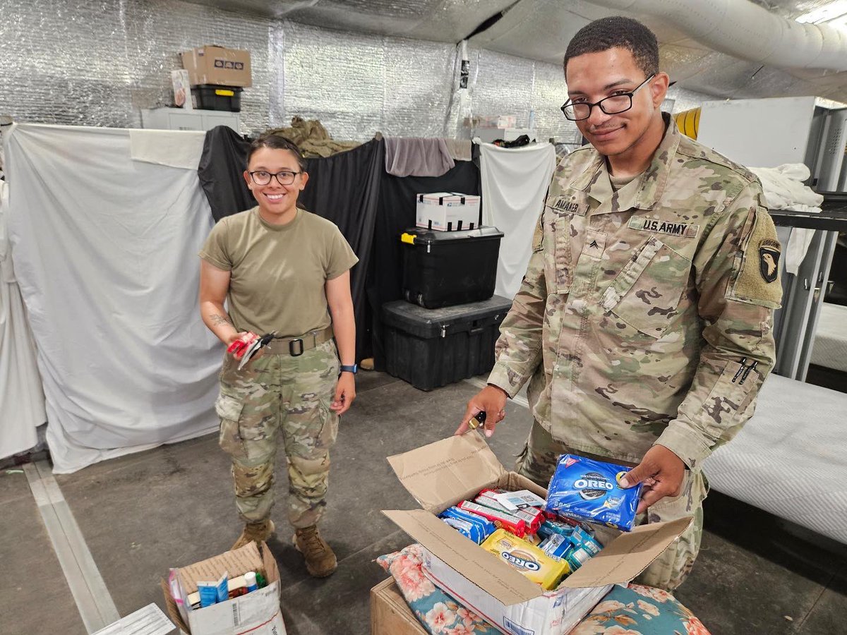 MilitaryFBCT's tweet photo. A total of 75 boxes were mailed to deployed @101stAASLTDIV soldiers and they continue to arrive!
We appreciate you all!
Praying for those deployed, their family members, and those who wear the uniform of our nation’s armed forces.
#fbct #milmin #youbelonghere #praying https://t.co/a9wlc7uu2k