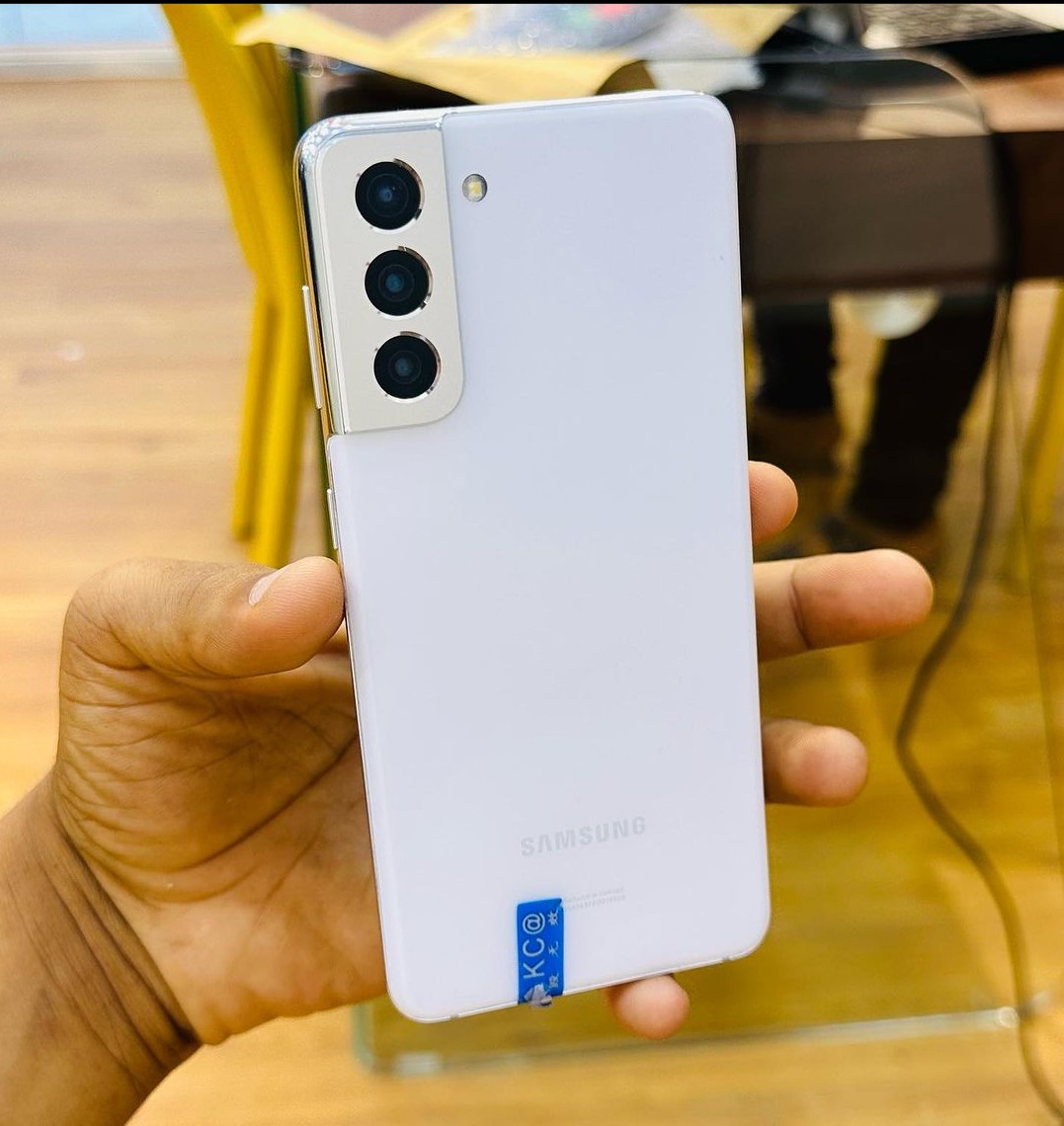 YassinZihaba's tweet photo. Samsung galaxy s21 5G
Tsh 650,000
Korean version 
Ram 12GB
Storage 128GB
0719809781 au 0699373893 
Box 15k 📦
Mikoani tunatuma kwa uadilifu mkubwa ✅
Whatsapp 👇
https://t.co/TDqNqZSiy9
Instagram 👇
https://t.co/jrh6Qa36DA https://t.co/lmKxTDd7xe