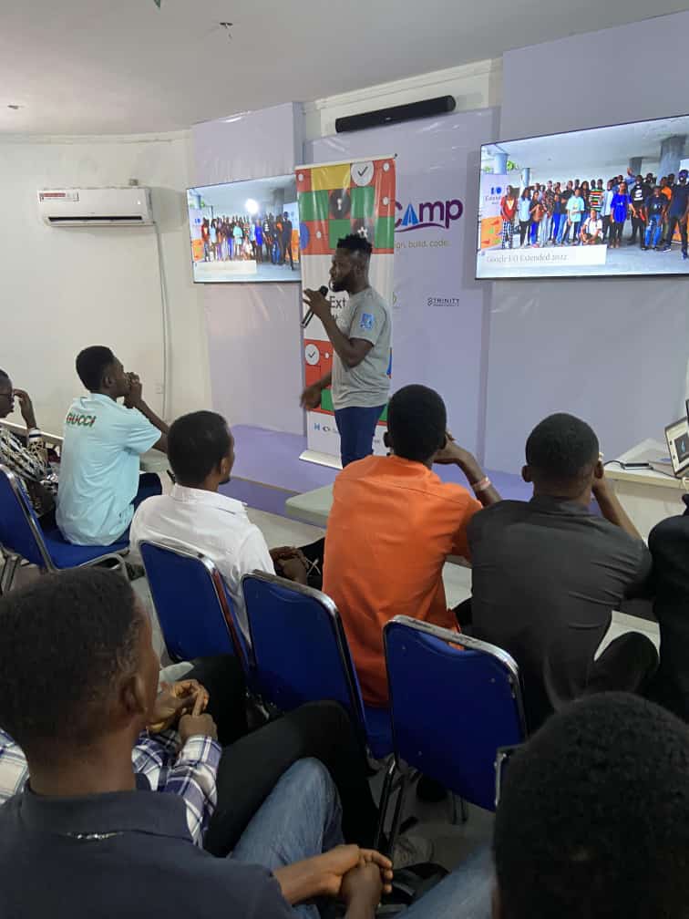 Smallingmuch's tweet photo. Official Warri #TechMC in action, where's your event?
About #GoogleIOExtended held by @gdg_warri Come network with like-minds in the tech space, learn new skills, connect with others and explore many other options.
#technology #gdgwarri #GDG https://t.co/f85RgglaYi