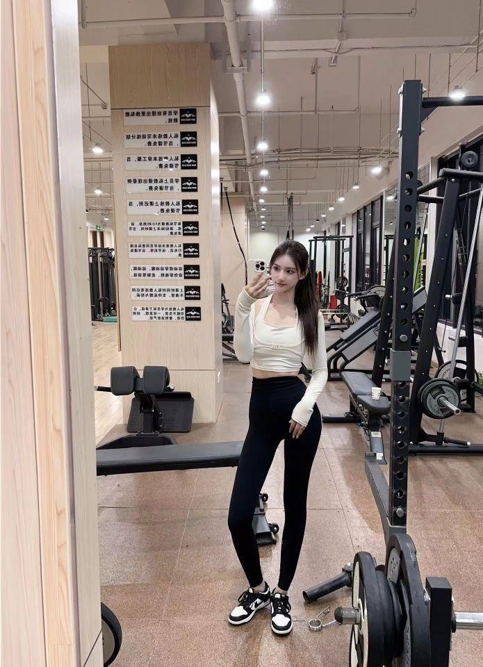 a_kesrin's tweet photo. student value painting force admit lot state almost race out 4274065☺🤭
#非绿主播 #非绿直播 #大秀直播 #彩播 #负债上岸 https://t.co/xNWiJWnztt