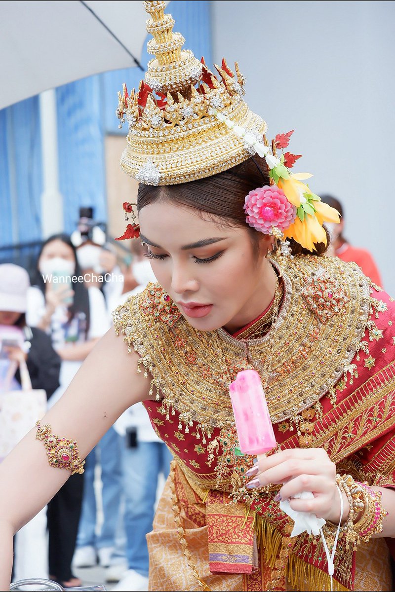 WanneeCha's tweet photo. อุ้มทวีพร❤ไอติม หวานเย็นไหม @aoomkap #อุ้มทวีพร #อุ้มทวีพรพริ้งจำรัส https://t.co/OZVgyxKKw7