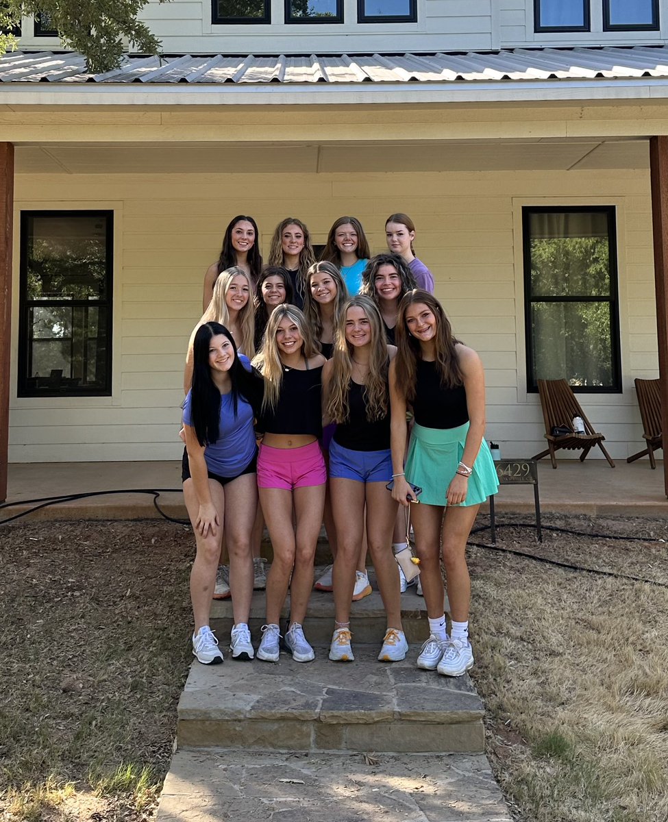 First day of school picture at the Granbury tournament!! Go DOGS!!! 💛🖤💛🏐💛🖤