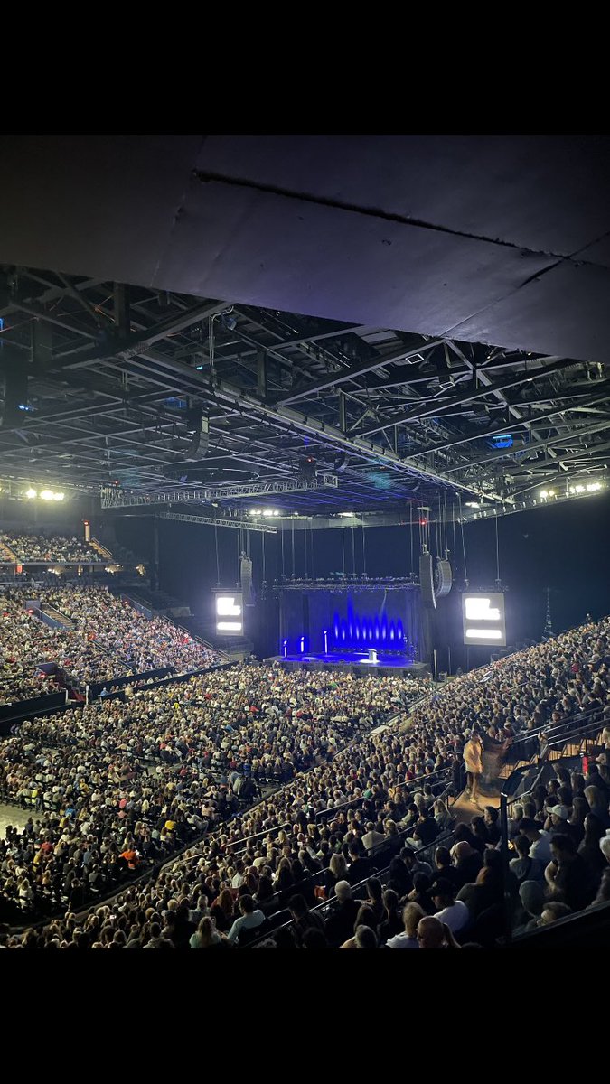 Ricky Gervais tweet media