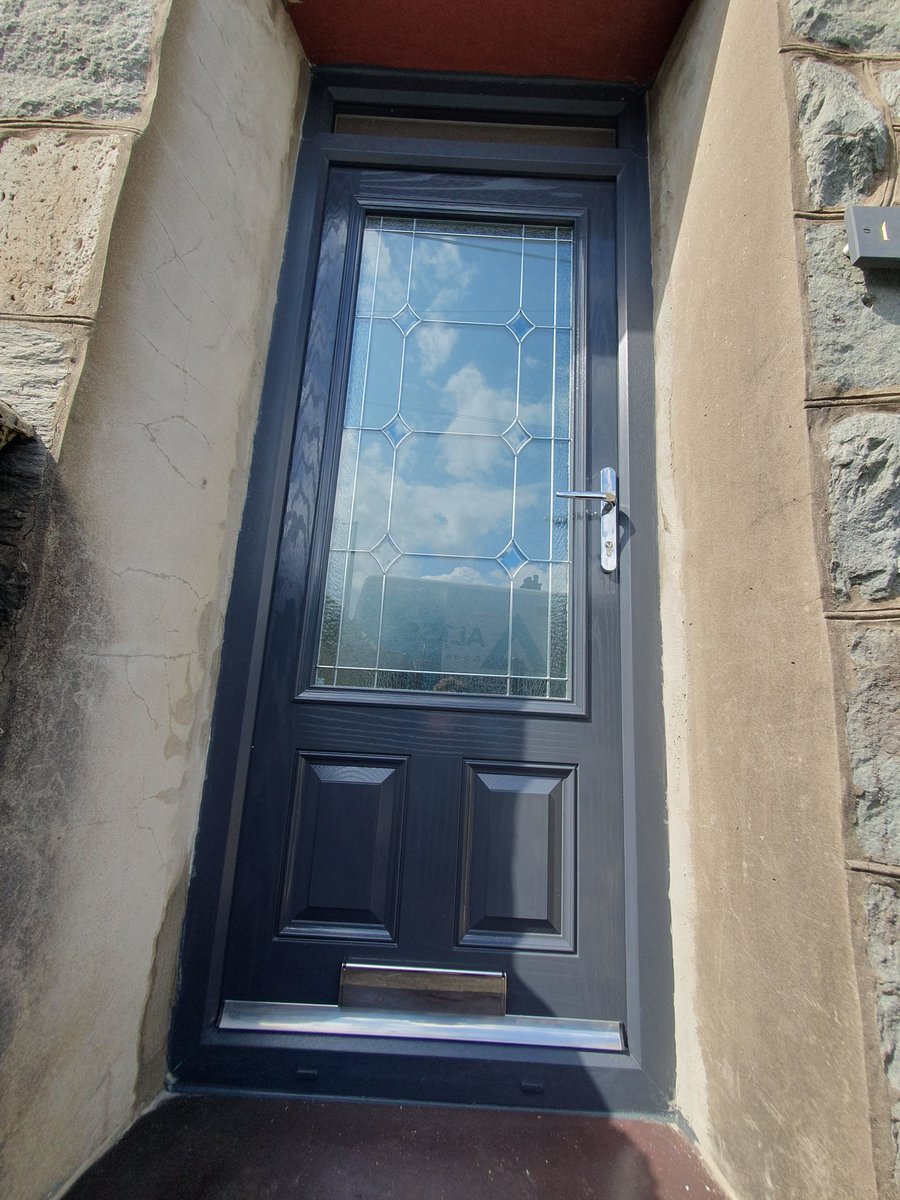 Altra Glass (@altraglass) on Twitter photo Check out this beautiful Composite Door <a href="/DistinctionDrs/">DISTINCTION DOORS</a> installation 🤩 #Composite #Doors #Colours
#NorthWales🏴 Check out this beautiful Composite Door <a href="/DistinctionDrs/">DISTINCTION DOORS</a> installation 🤩 #Composite #Doors #Colours
#NorthWales🏴