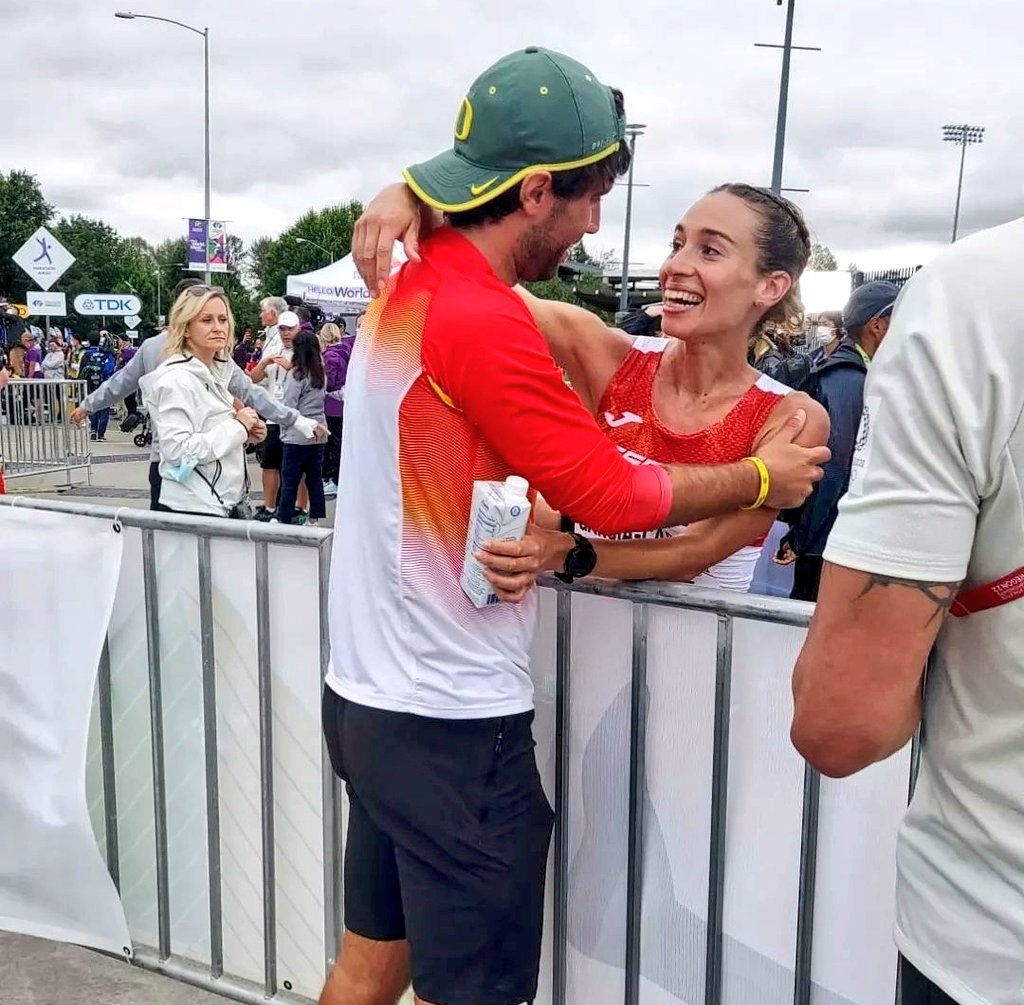 Después de disfrutar contigo los últimos 4 mundiales (Pekín 2015, Londres 2017, Doha 2019 y Oregón 2022) esta vez no será lo mismo.

La experiencia nos dice que el deporte es una montaña rusa y volverás a estar en la parte disfrutona 😉

<a href="/lauriiatl/">Laura García-Caro</a> 🫶🏽