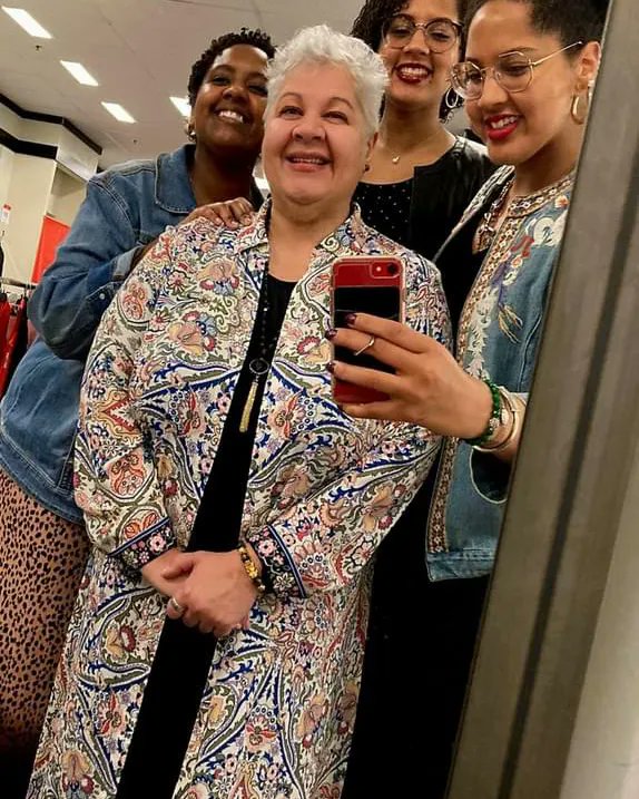 Loudoun County, VA: Adopt A Teacher tweet media