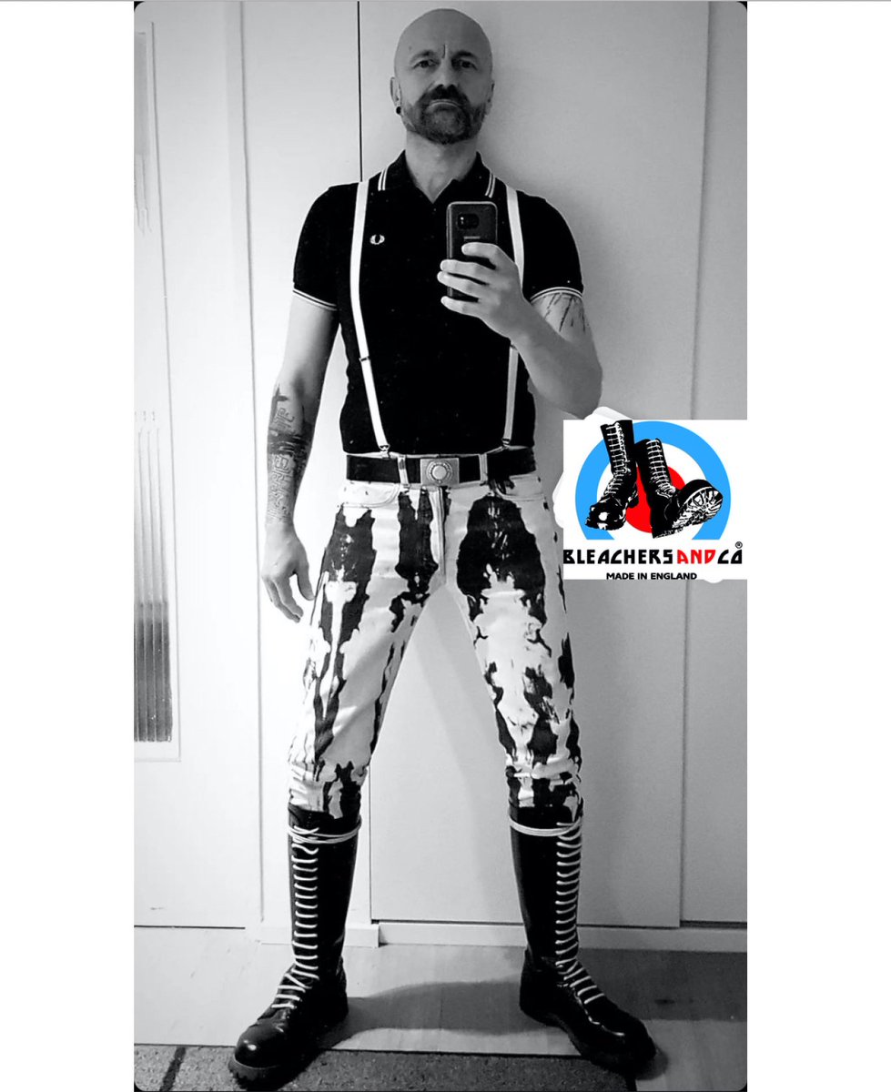 bleachersandco's tweet photo. ����Tonight’s “treat” thanks to @ruffi , talent from Germany!!😜In our bleachers, BW belt, vintage polo &amp; boots!! 😎
🤑our clearance
#gayskinheads #skinhead #gaychav  #bleachedjeans #backzipjeans  #bleachersandco #folsomberlin #darklands #rubberskin #skinheadfetish #workwearfetish https://t.co/ADlrtC6hSL